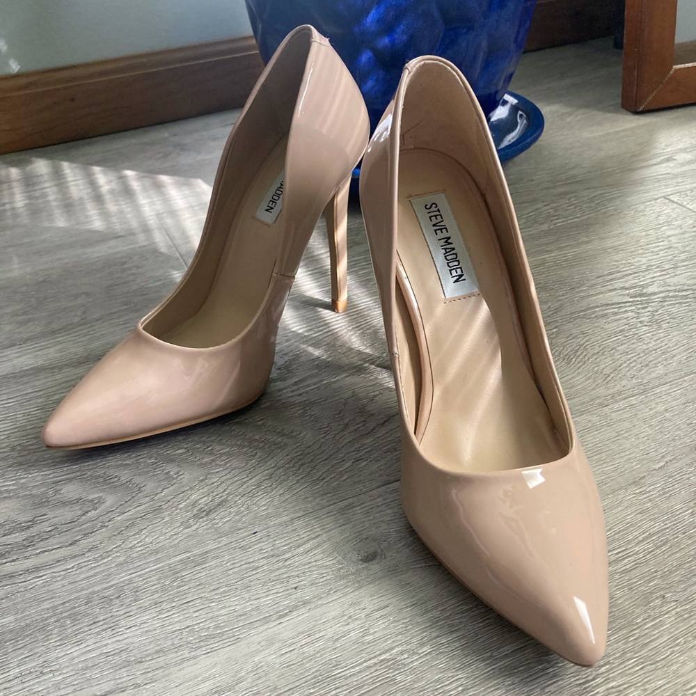 Steve Madden Nude 4” Stiletto Heels